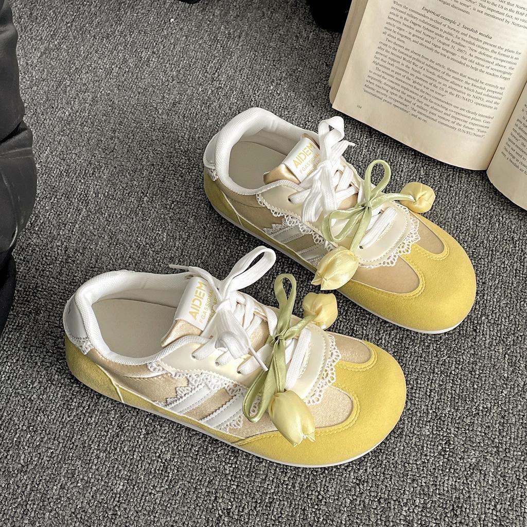 Queen Fan retro flat-bottomed ballet style little white shoes women's shoes 2025 new summer thin styles with skirts Dexun shoes