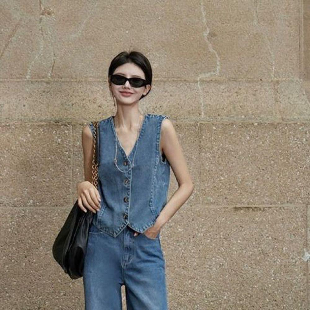 

Retro Denim Waistcoat V Neck Vest Tops Outerwear Vintage Women Crop Jacket Student L