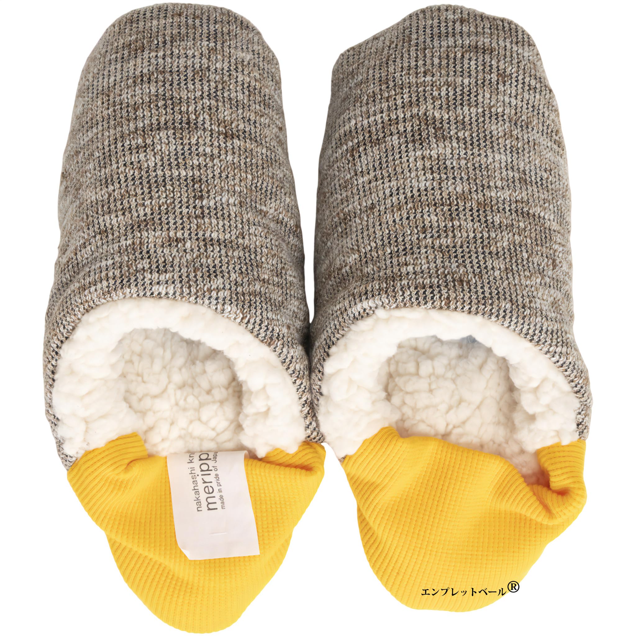 

Комнатные тапочки, сочетающие в себе лучшее от тапочек и пушистого твида с узелками и овчины. Размер L. Новый тип комнатных тапочек и легко стираются, когда merippa