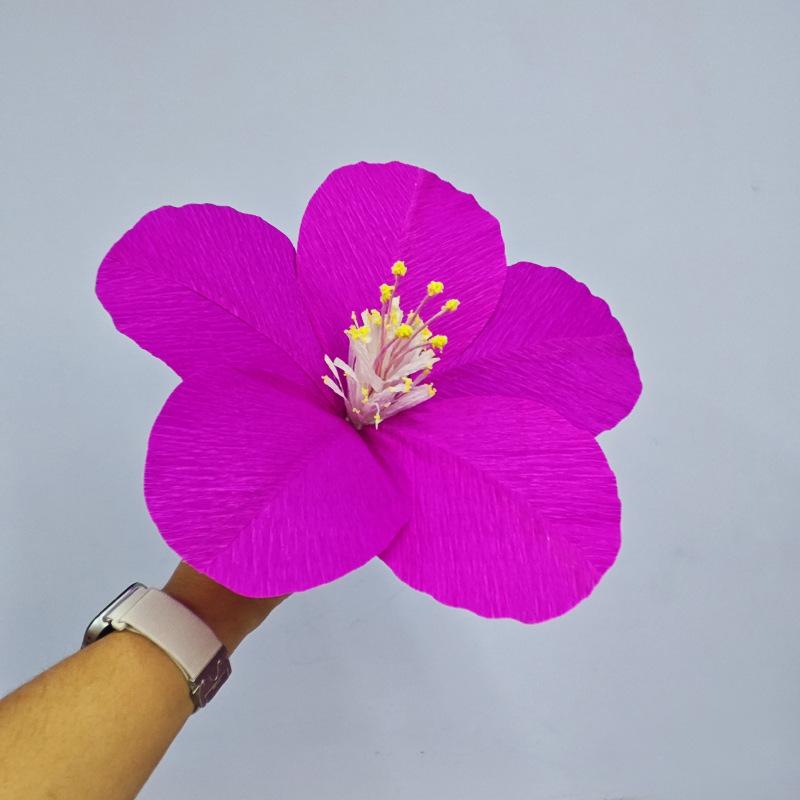 Krepppapier Hibiskus Rosenblütenköpfe für Ausstellungen