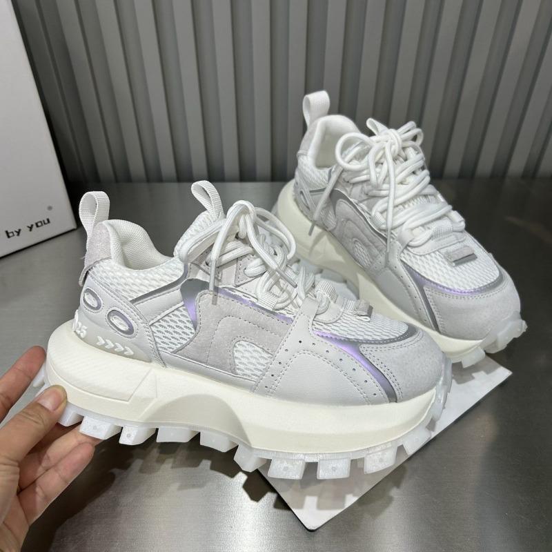 Fashion 2025 New Women Shoes Platform Breathable Sneakers Fashion Lace-up Comfortable Trainers Autumn Hot Sale Woman's Sport Shoes Mujer