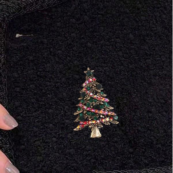 Sparkling Diamond Christmas Tree Brooch for Women