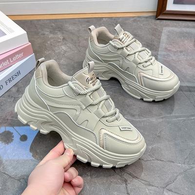 Ins Korean Version of the New Dad Shoes Girl 2025 Spring Student Running Sports Thick Sole Height Casual Street Shot 8823