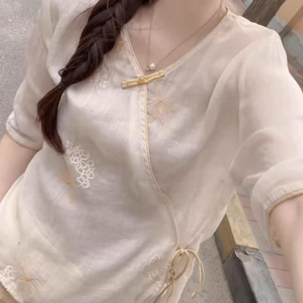 2025 Summer Summer Models, Thin Outer V-neck Embroidered Shirt, Women's Outer Wear Short-sleeved Top
