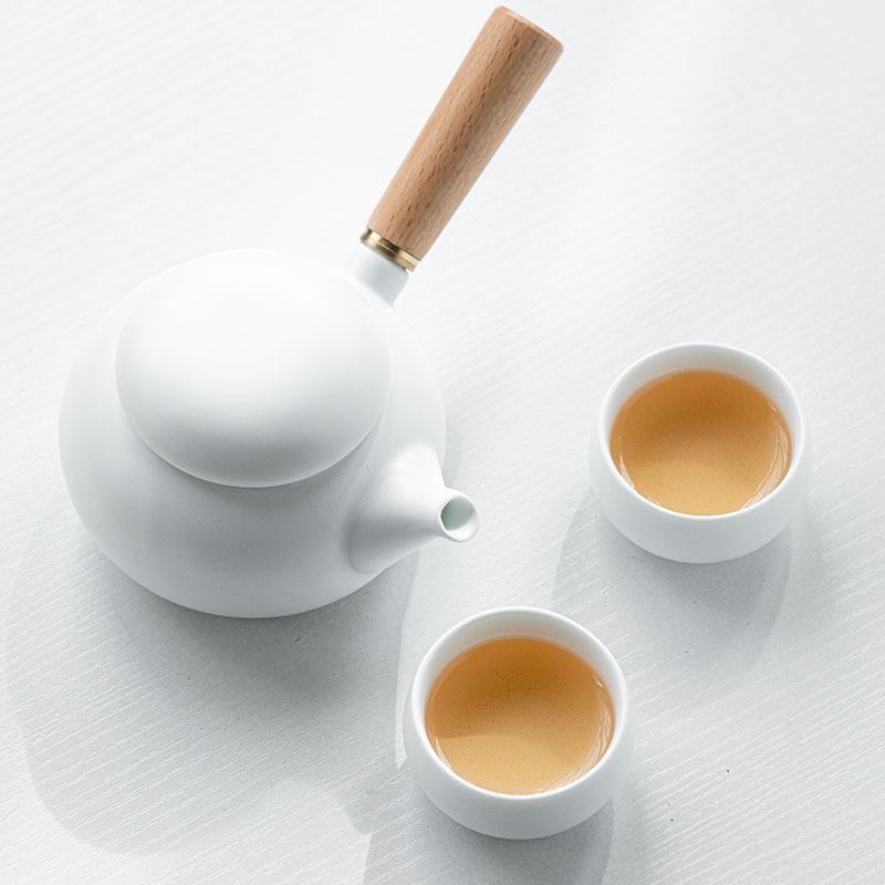 

Handmade ceramic camellia cup set Chinese tea cup gift set Unique portable travel tea set 350ml