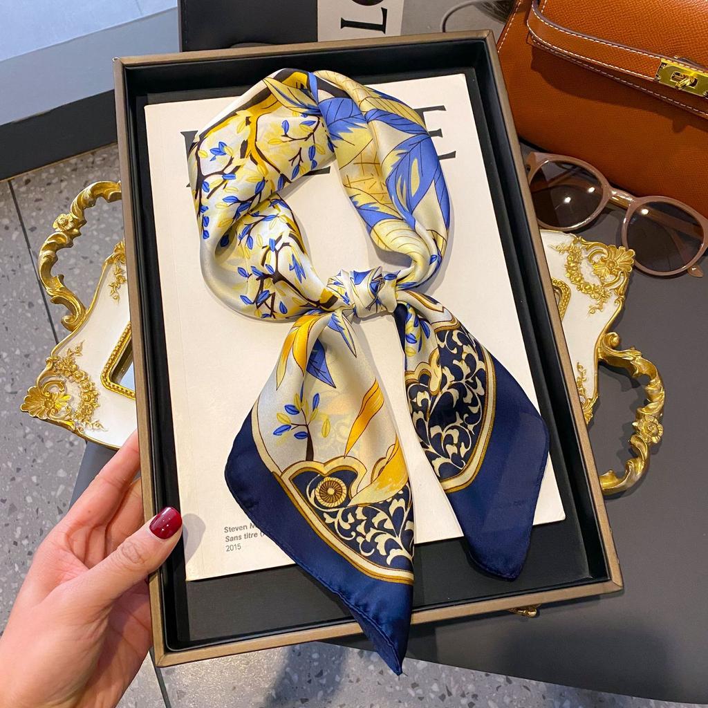 1pcs 70cm Leaf Pattern Silk Scarf for Women Simulated Silk Fresh and Versatile Headwear Bag Clothing Accessories Square Scarf