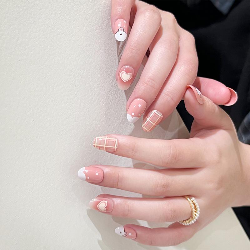 24Pcs/Set Quick Nails Cute Cartoon Rabbit False Nials Sticker Wearable Waterproof Manicure Finished Nails