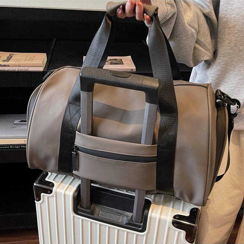 Spring New Short Distance Travel Bags Dry-wet Separation Large Capacity Unisex Sports Fitness Bag Simple Solid Color Breathable Portable Duffel Bags
