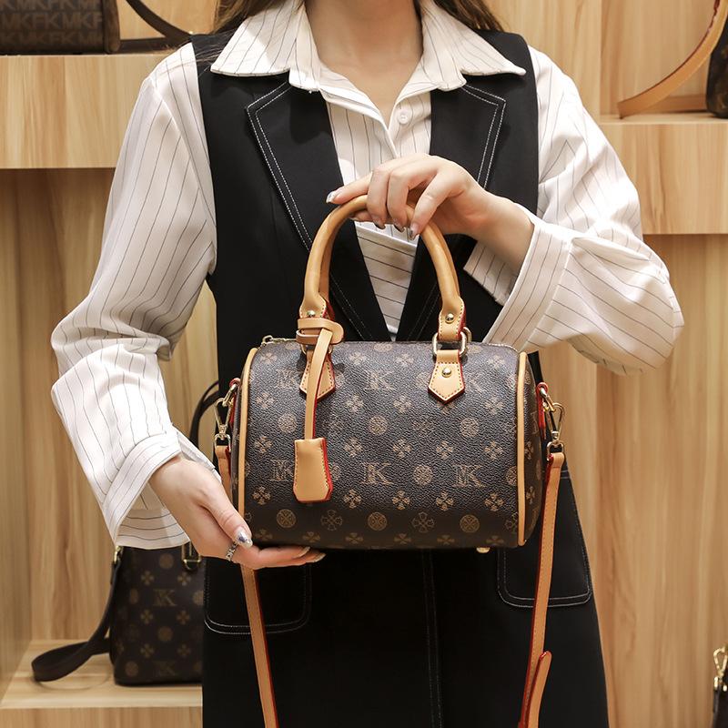 

Сумка женская новая ретро текстура пресбиопия сумка-подушка на плечо сумка-мессенджер портативная женская сумка тренд