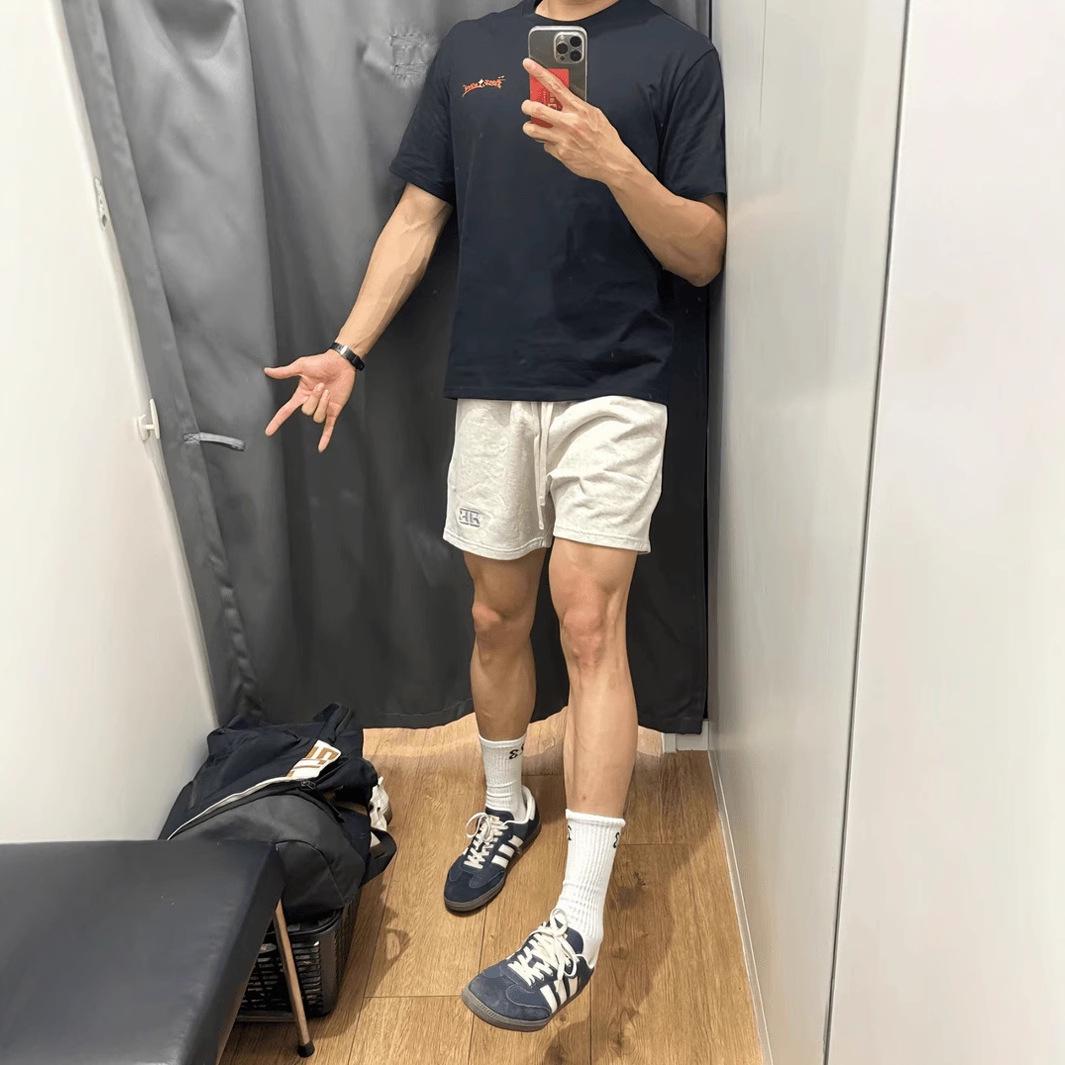 

Unisex Embroidered Casual Summer Shorts - Sports Loose Fit, Lightweight, Beach-Ready, Three-Quarter Pants M сірий колір/білий