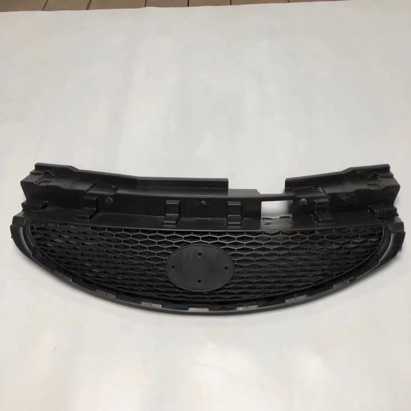 - BYD F0 Front Bumper Grille Set: Upper and Lower Components