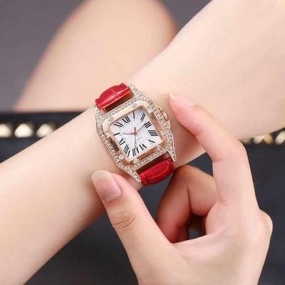 Elegante Orologio da Donna al Quarzo Quadrato con Strass Rossi - Orologio alla Moda di Alta Qualità