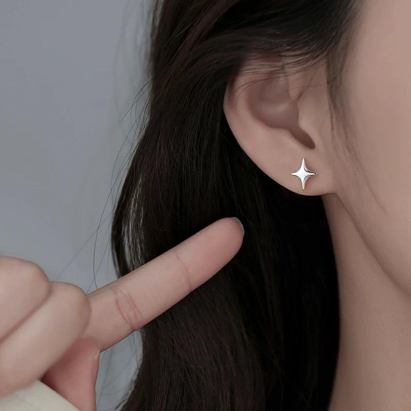Beixi S999 Sterling Silver Star Stud Earrings: Chic, Luxurious, High-End Women's Jewelry