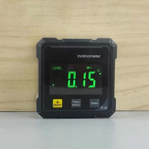 Digital Angle Finder, 4-Sided Strong Magnetic Angle Gauge, Magnetic Table Saw Angle Finder Tool, Woodworking Measuring Tool, Magnetic Base Level Box A