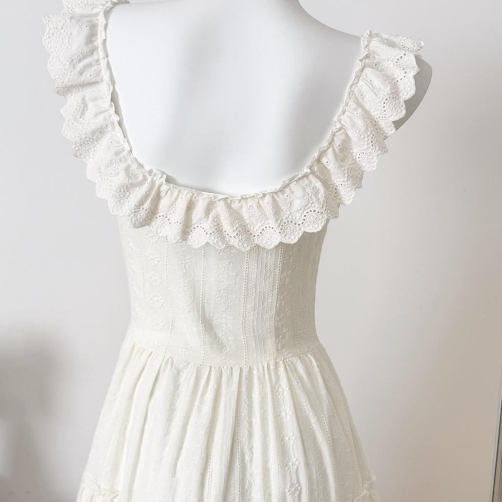 Elegantes Sommer-Trägerkleid für Damen: Erste Liebe Prinzessinnenstil, Tailliert, Flauschiger Langer Rock