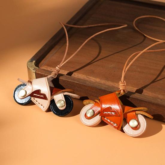 Faux Leather Motorcycle Hanging Decoration Handcrafted Retro Motorbike Keychain Handbag Backpack Christmas Tree Hanging