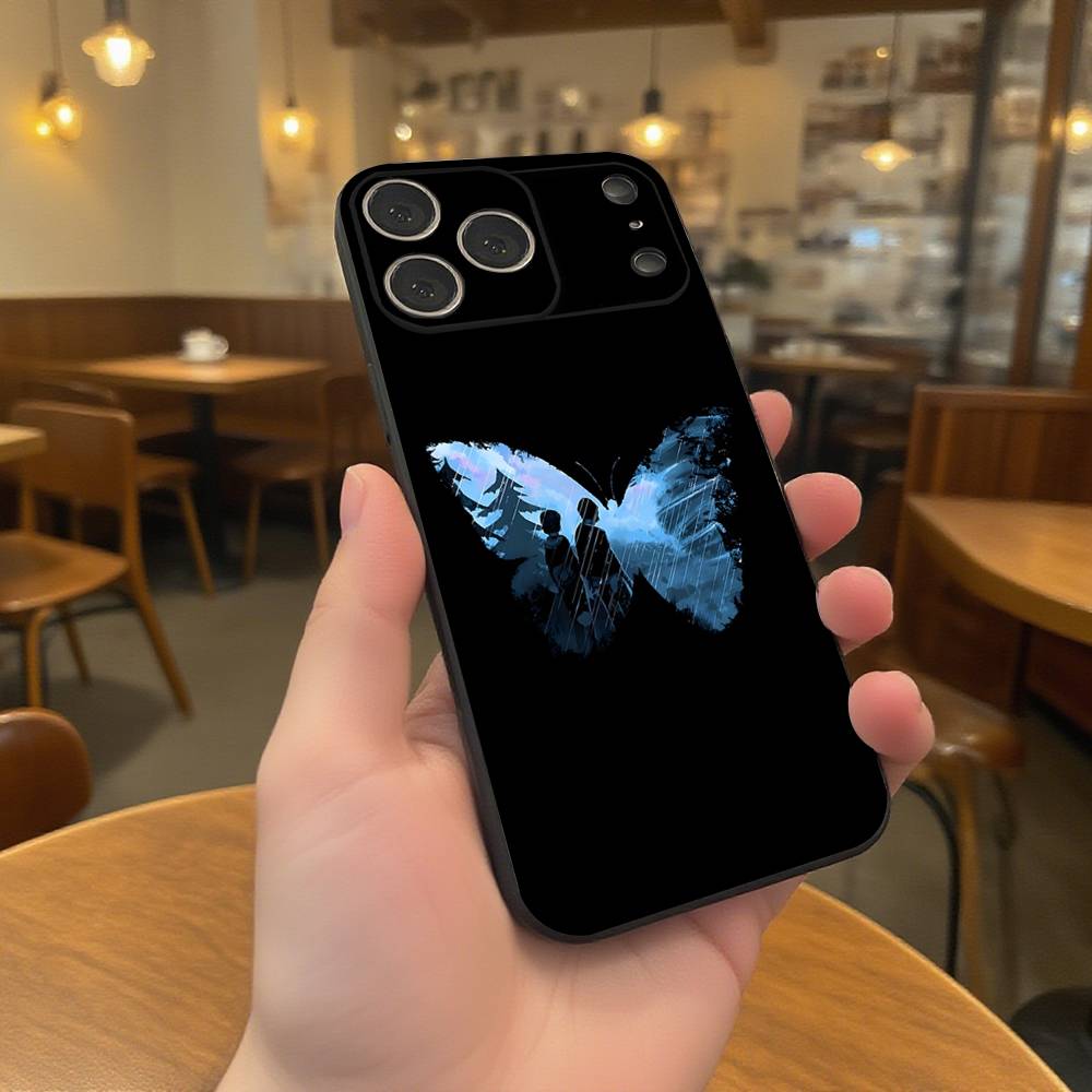 

Life Is Strange Game Phone Case For iPhone 17,16,15,14,13,12,11,Pro,XS,Max,XR,Plus,E,SE4,Mini Black Soft Cover iPhone17air