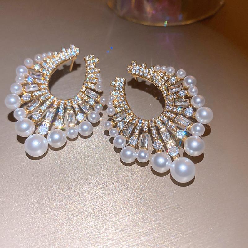 French retro silver needle zircon round pearl stud earrings unique design temperament earrings dress dinner earrings women