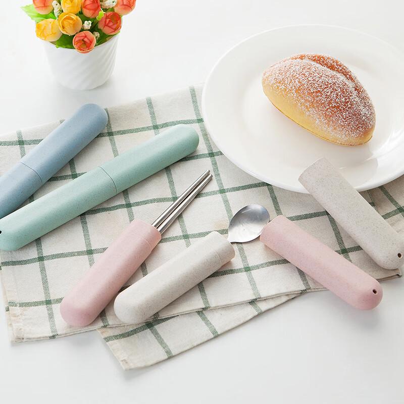 Etravel Portable Travel Toothbrush & Cutlery Storage Box