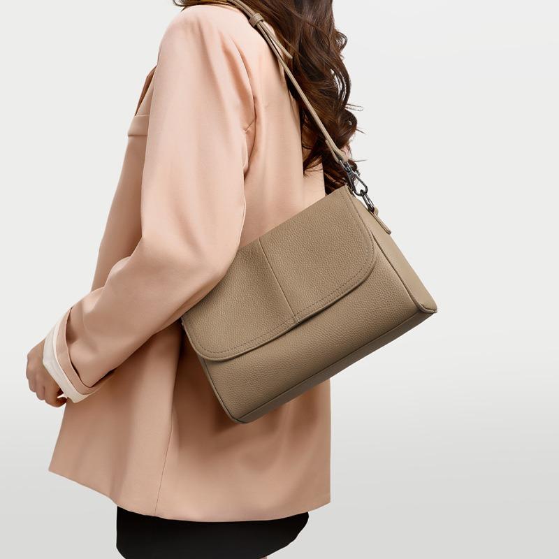 Bag New Women's Bag Summer Leather One Shoulder Crossbody Bag Pillow Bag Soft Leather Underarm Bag