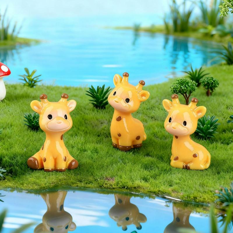 6pcs Mini Resin Giraffe Animal Figurines Cute Cartoon Figurine Micro Landscape Home Decoration Living Room Desktop Ornaments New
