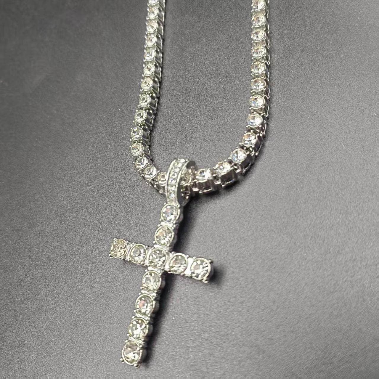 Теннисная цепочка с крестом 4 мм, один ряд: Многослойная кубинская цепочка в стиле хип-хоп для мужчин