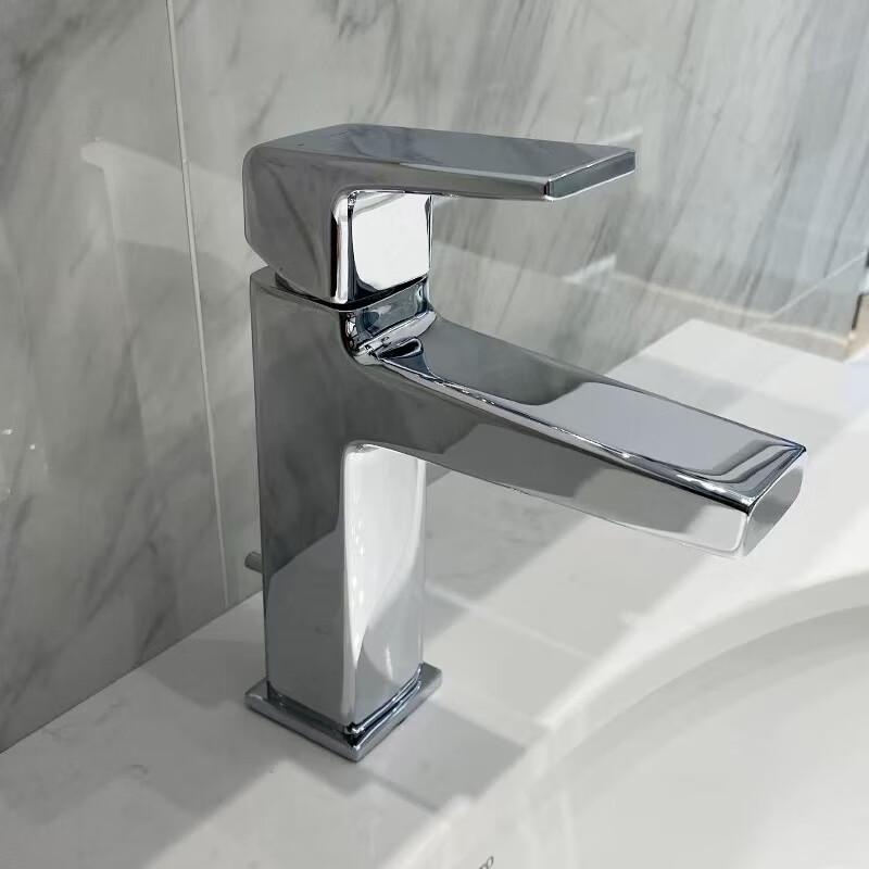 TOTO TLG10301B Basin Faucet
