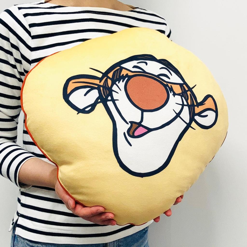 MORIPiLO Disney Winnie the Pooh Tigger Body Pillow Soft and Soft To the Plush Nap 40x40x10cm Face Disney Morishita Pillows (Soft Die-Cut Cushion)