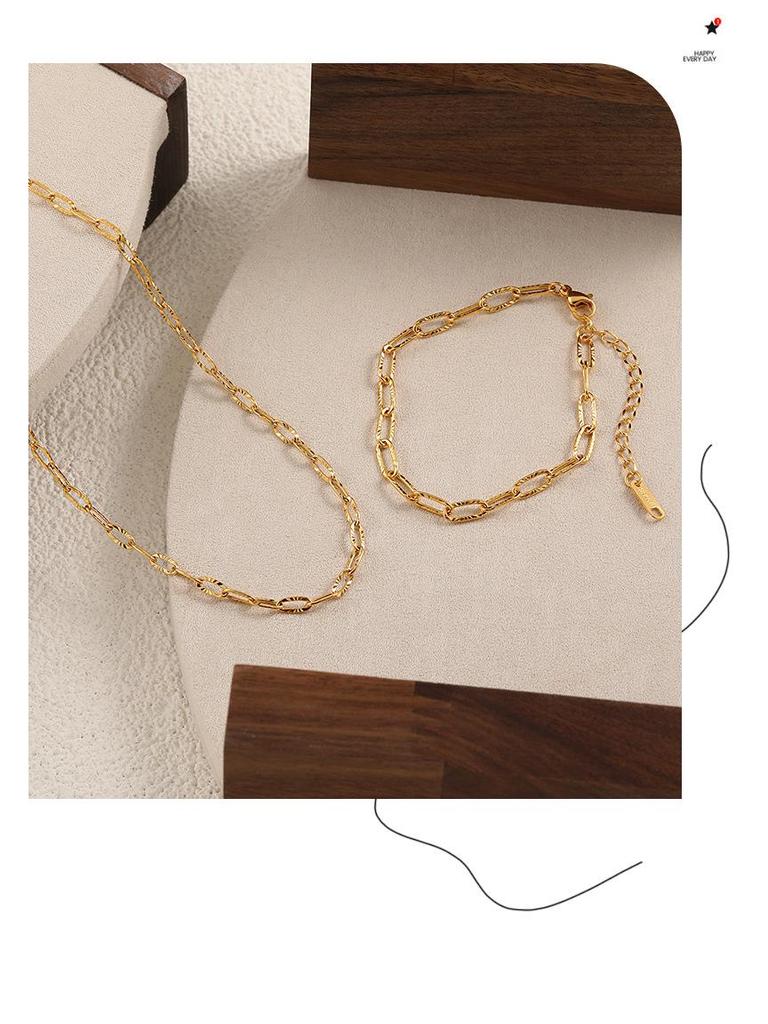Sunflower Necklace Fashion Bracelet: Titanium Steel Clavicle Choker for Women