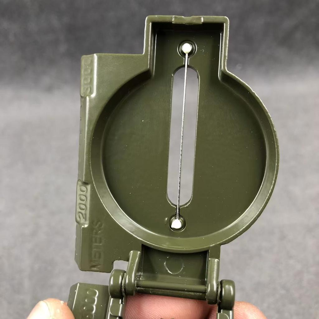 High-quality Metal Multi-functional Navigation Compass and Compass Is Suitable for Outdoor Activities.
