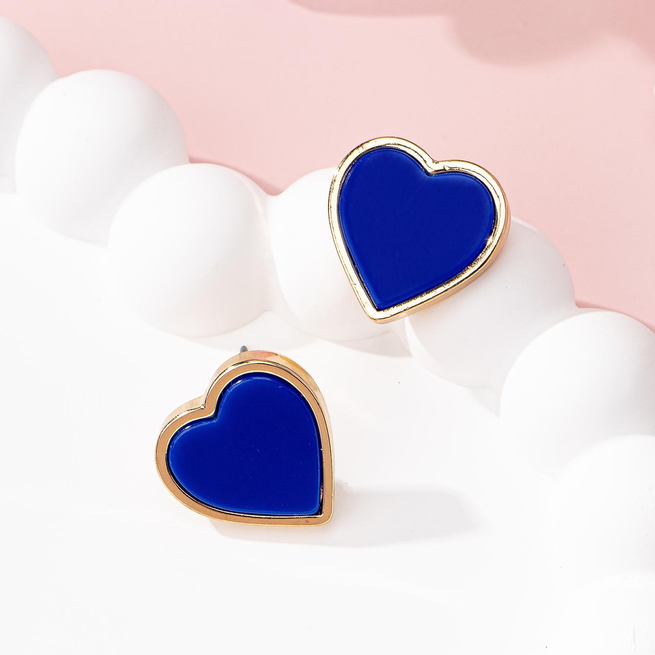 

A Pair of Women s Earrings, Vintage Sweet and Cool Heart-Shaped Earrings, Blue and Green Earrings Jewelry, Suitable for Vacation and Daily Wear, синий