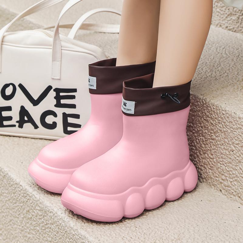 Nuevas botas de lluvia impermeables de moda para mujer, lindas botas de lluvia salvajes para mujer, resistentes al desgaste al aire libre