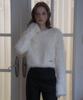 DEHEVE Flauschiger Glockenärmel Strick [Elfenbein]