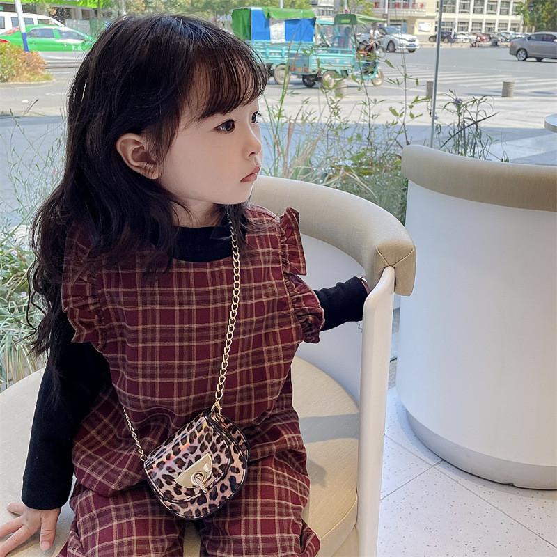 Stylish Mini Leopard Print Crossbody Bag For Girls With Chic Chain Strap And Trendy Design