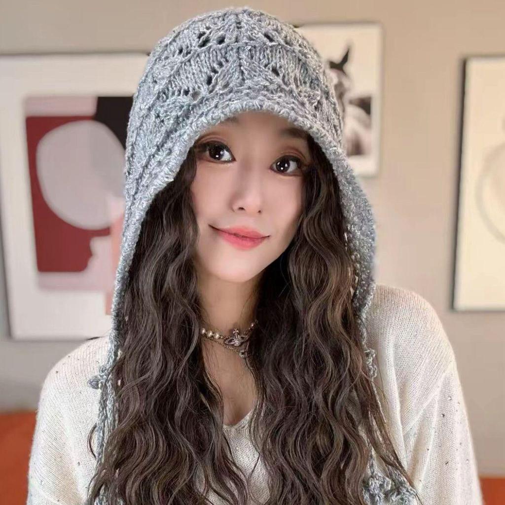 Hut mit Quasten im koreanischen Stil: Damen Strick Mütze mit Ahornblatt Ohrenschutz aus Wolle mit geflochtenen Quasten für Herbst und Winter