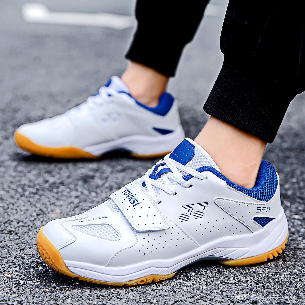 

New Men s Black Fashionable and Trendy Badminton Shoes for Couples High-quality Anti Slip Badminton Shoes 45