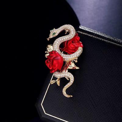 Retro Red Rose Golden Snake Brooch High-End Corsage Niche Temperament Rhinestone Pin Accessories