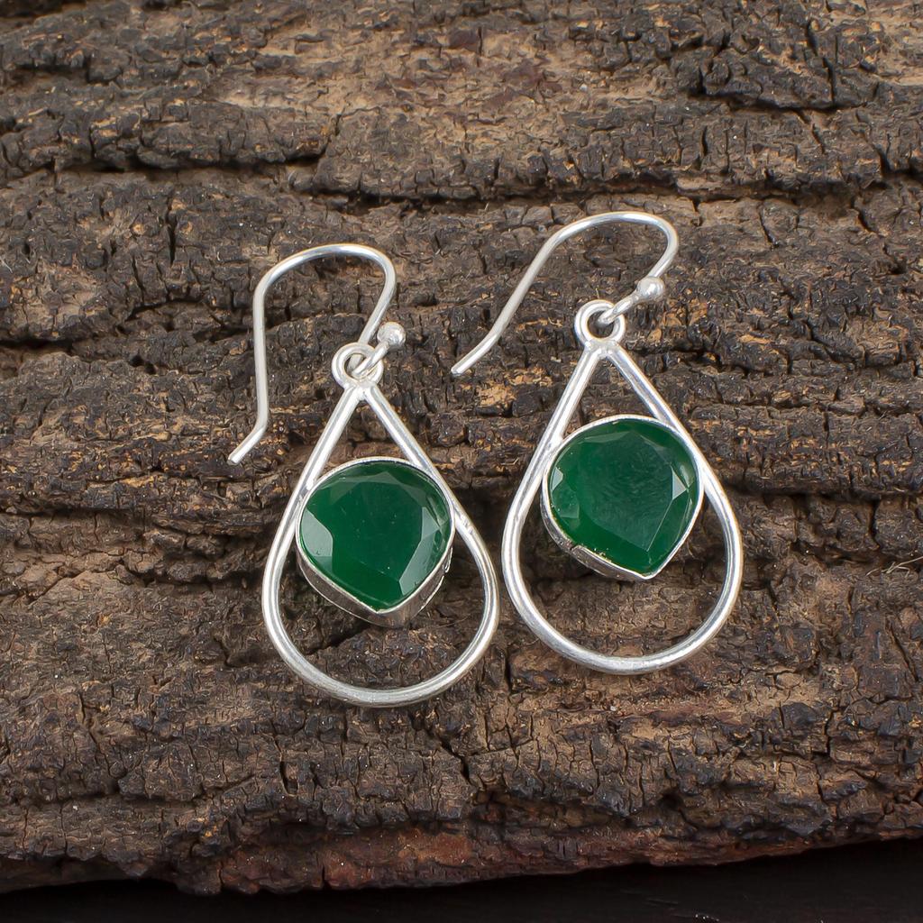 Kolczyki z zielonego onyksu Ręcznie robiona biżuteria z kamieni szlachetnych, Kolczyki z litego srebra próby 925 Biżuteria o unikalnym designie na prezent ślubny