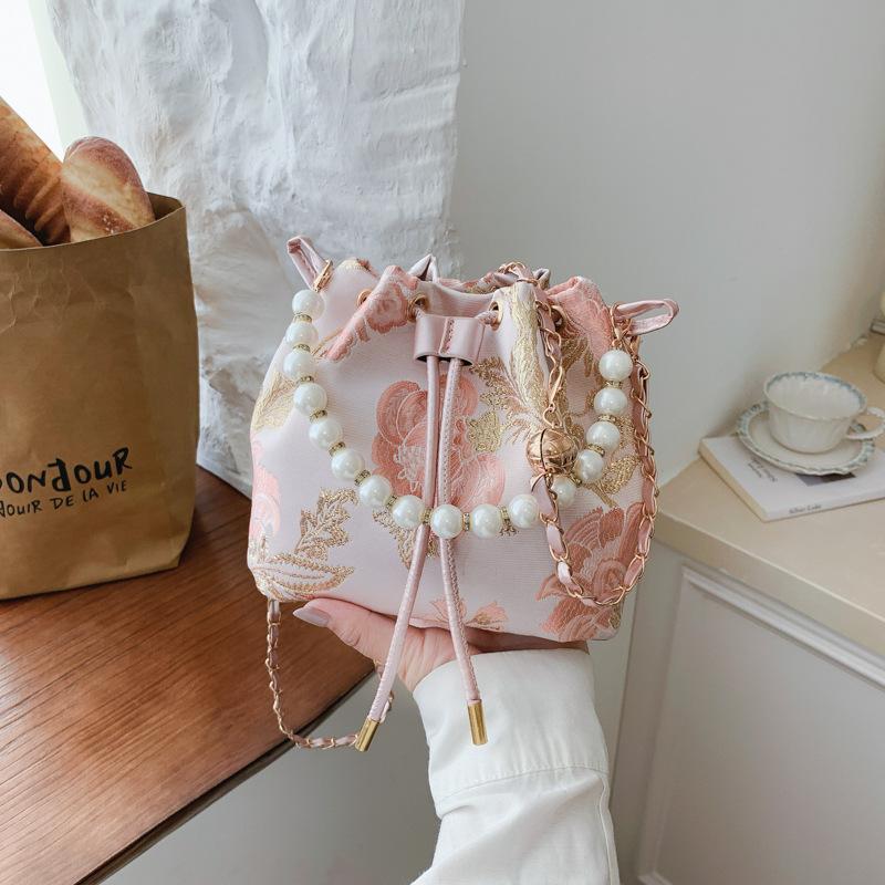 Pearl Stylish Elastic Drawstring Trend-forward Crossbody and Shoulder Bag for Carrying Water Buckets