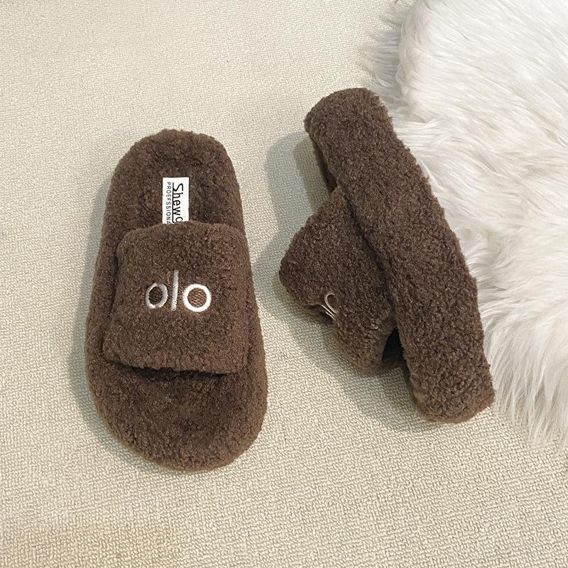 Korean version of trendy muffin Mao Mao slippers women's outer wear 2025 autumn and winter new thick bottom height increase casual one-word drag