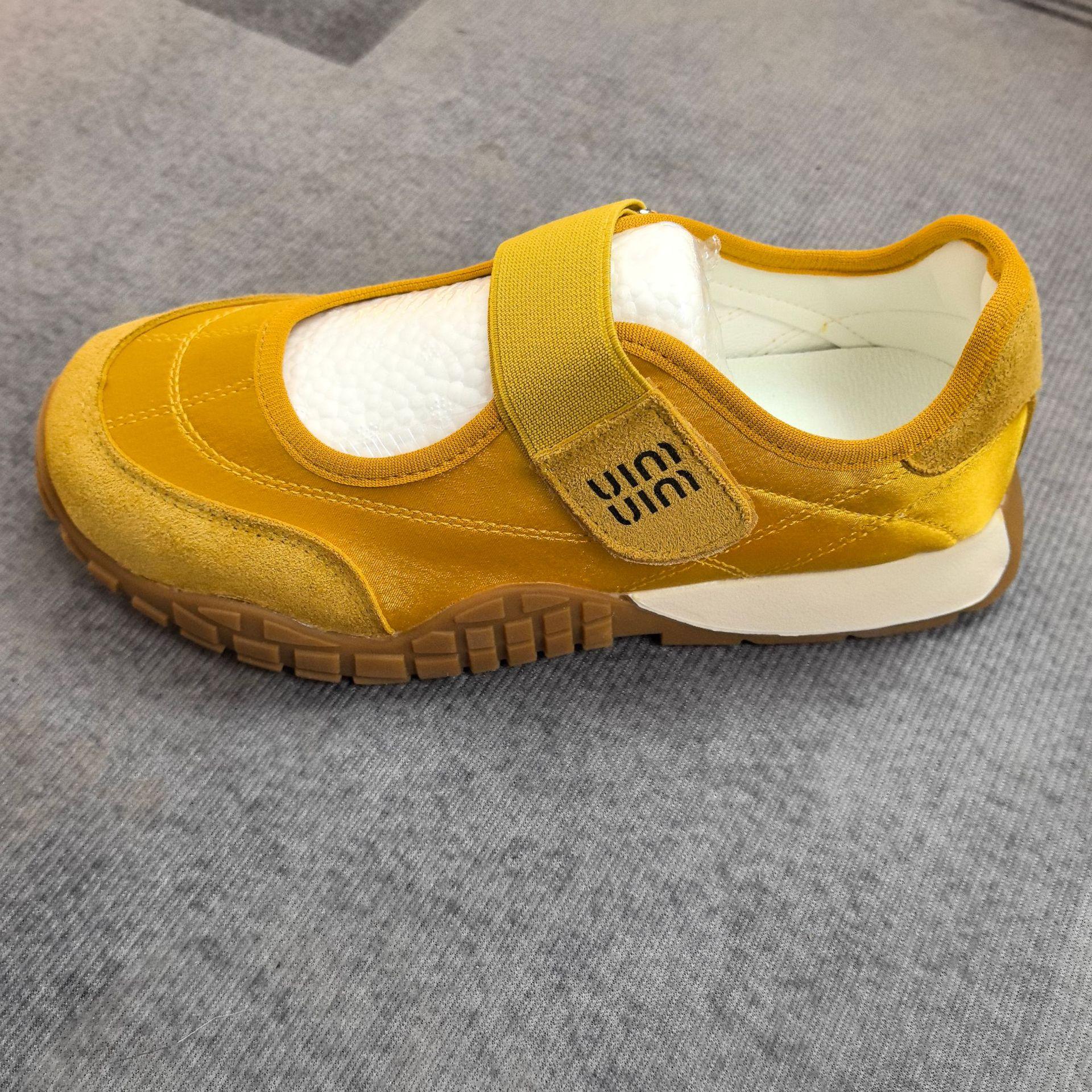 

Высокая версия 2025 новая кожа круглая голова сочетание цветов легкий рот липучка Мэри Джейн женские нескользящие платформа спортивная и повседневная обувь 40