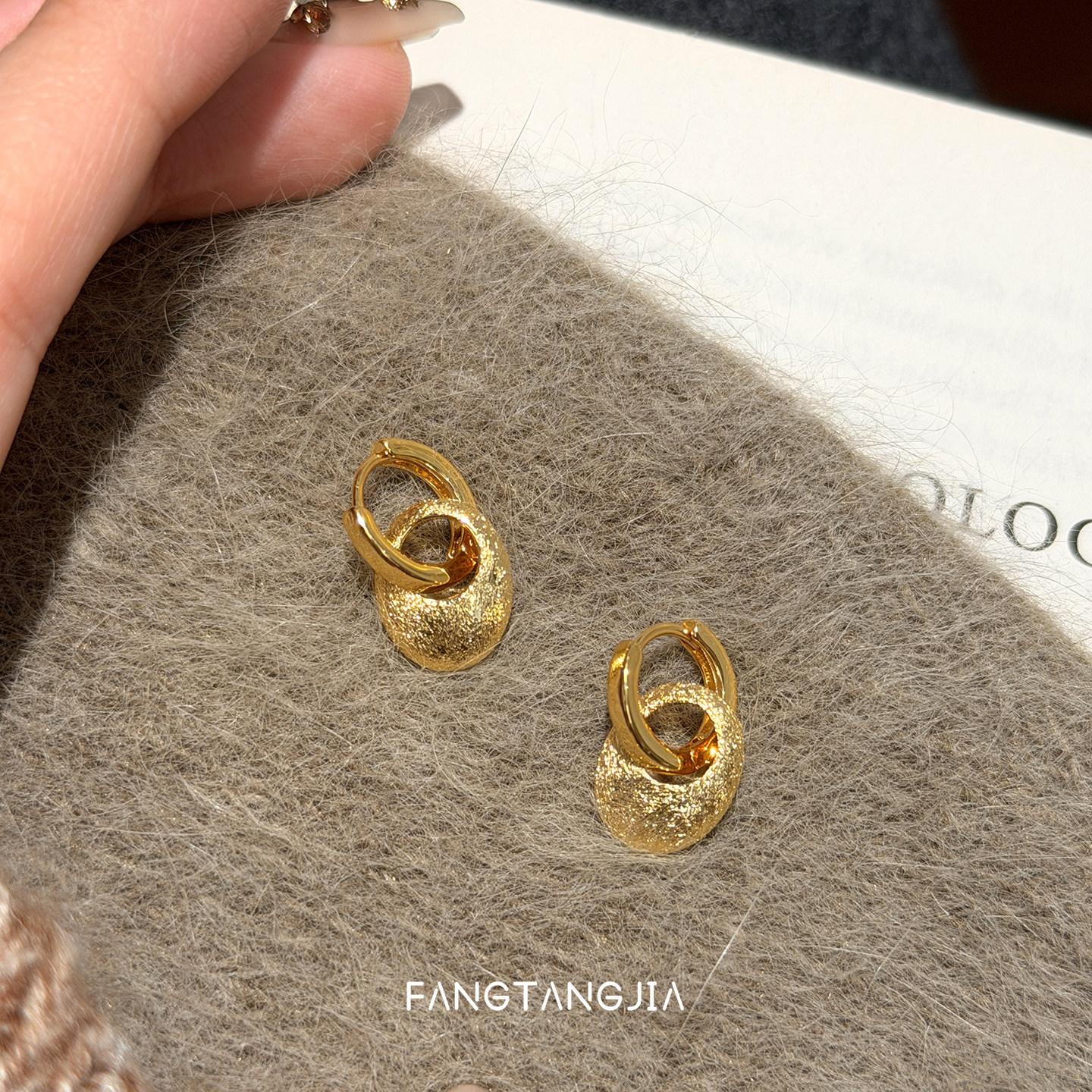 

Женские Осенние и Зимние Ретро Круглые Уникальные Нишевые Серьги 1 pair of earrings
