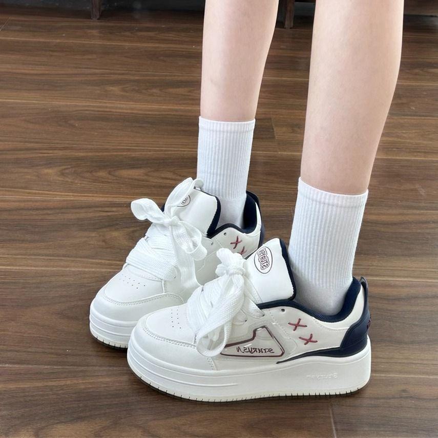 Thick-soled heightening original niche bread shoes autumn and winter new little white shoes versatile board shoes women