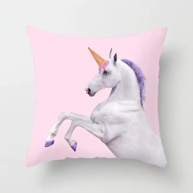 Juste de coussin de dessin animé pour la maison, taie d'oreiller décorative, animal, lama, alpaga, girafe, canapé, voiture, fête, Nairobi, Orn