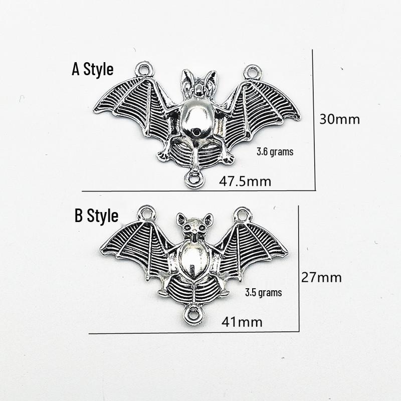 Gotischer Vampir Fledermaus Anhänger - Silbernes Halloween Schmuck Accessoire