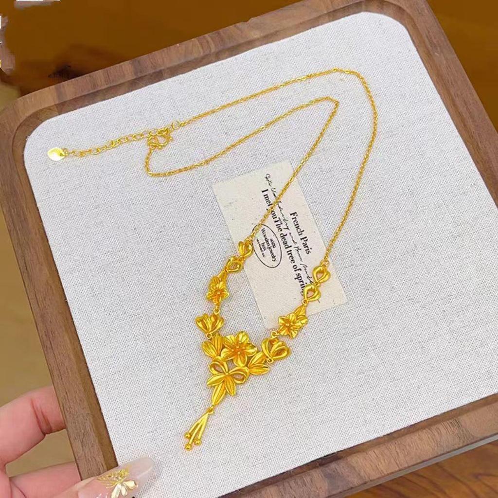 Gold Three-Life Flower Tassel Necklace: Exquisite Wedding Gift for Girlfriend