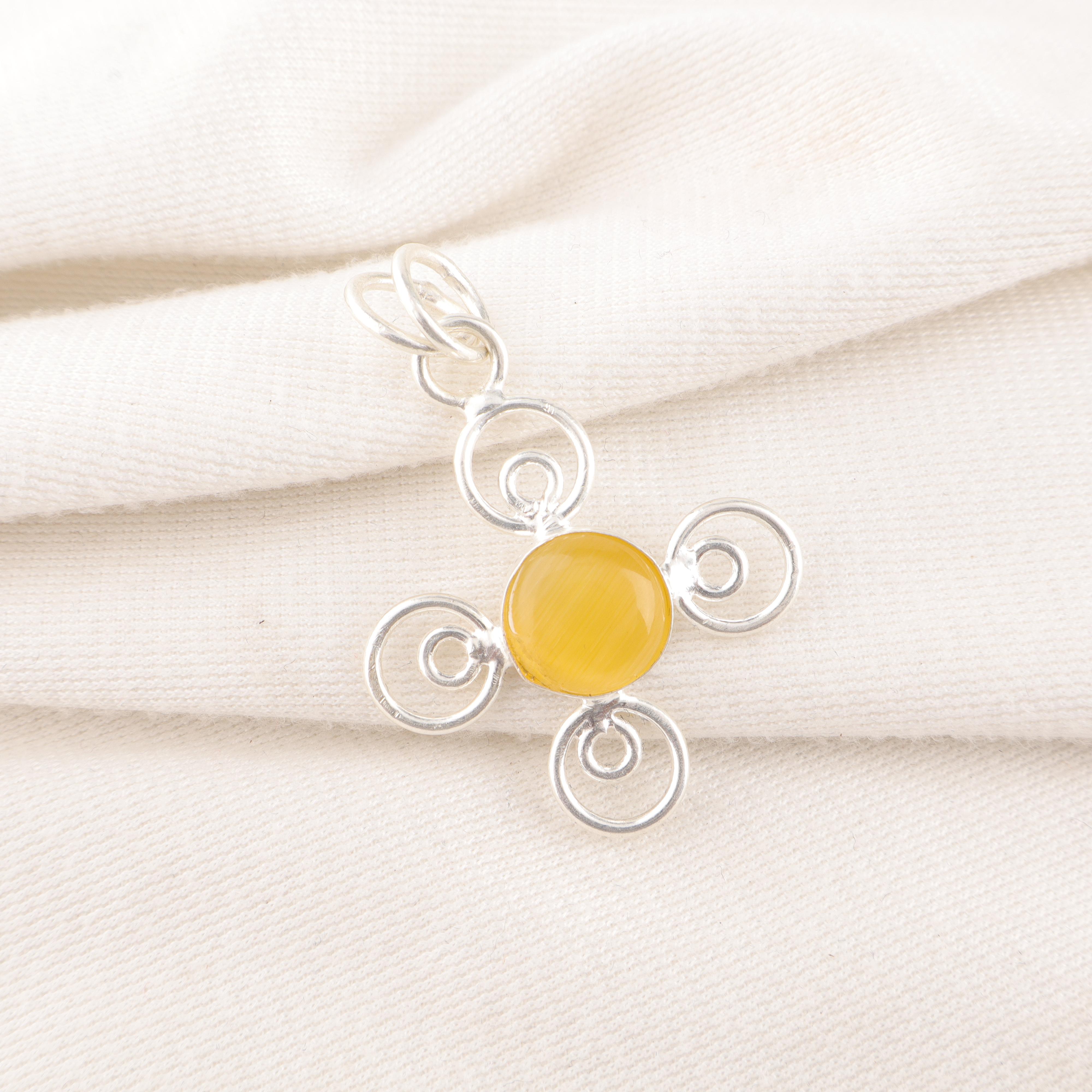 

Подвеска из стерлингового серебра 925 пробы Желтый кошачий глаз , Ручная работа, Великолепные серебряные украшения, Красивые украшения с кошачьим глазом в подарок 1.57 Inches жёлтый