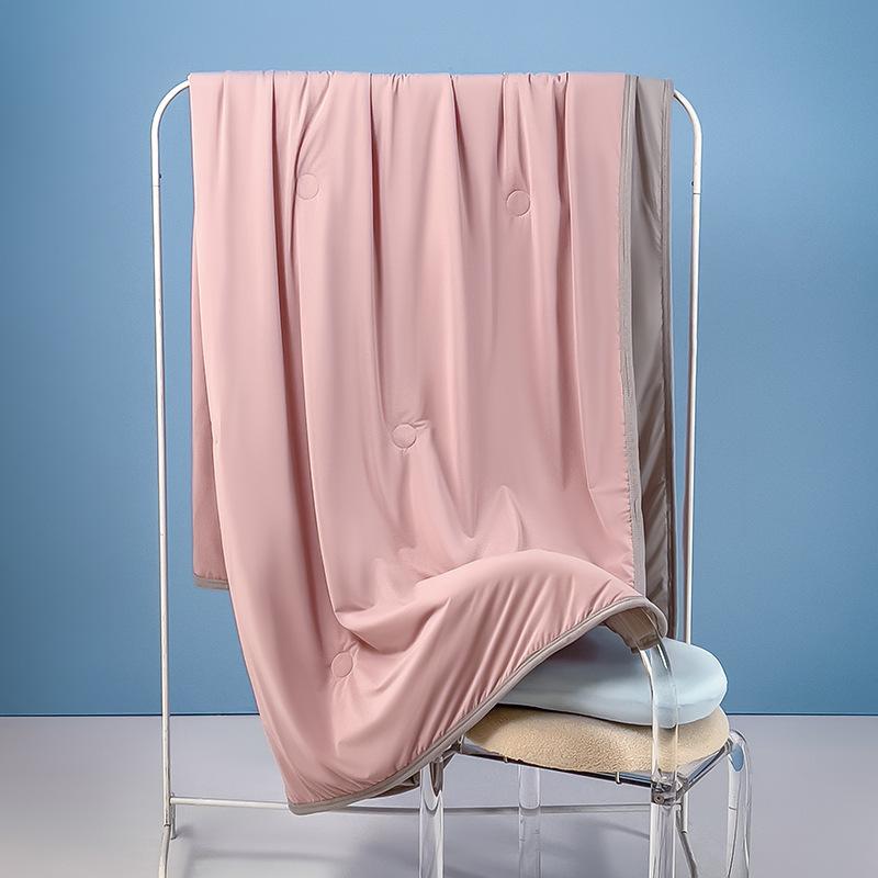 2026 Cooling Summer Blanket, Machine Washable Ice-Sense Quilt, Baby-Safe, Lightweight for Bed, Sofa, Student Dorm, Multiple Sizes