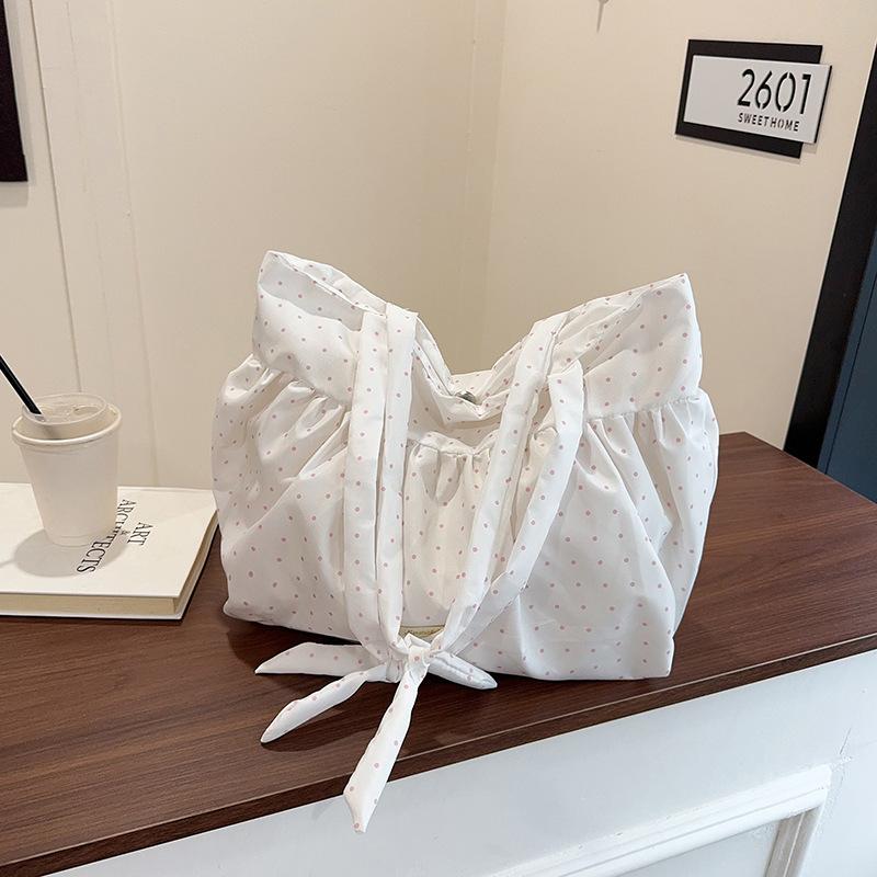 Women's Bag New Fashion Pleated Armpit Bag Shoulder Bag Solid Color Large Capacity Design Sense High Quality Bag