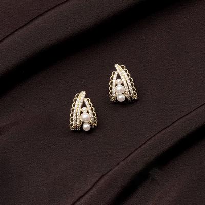 Gold Diamond Pearl Stud Earrings Design French Elegant Court Style Stud Earrings